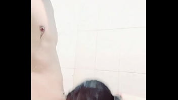Bercinta Di Kamar Mandi Dengan Desi Yang Menggairahkan