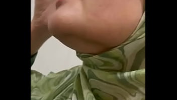 Kecantikan Bertudung Yang Menggoda