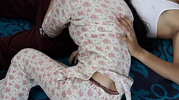 Pesta Seks Keluarga India Panas Dengan Video Bokep Hindi Hd Desi