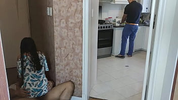 Istri Nakal Yang Tergila-gila Pada Kontol Besar Keponakan, Dihamili Di Samping Suami Yang Lagi Masak – Kisah Perselingkuhan Mesum