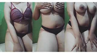 Gadis Toge Montok Gwentariaa Suka Pamer Payudara Besar Dan Menggoda