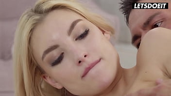 Kakak Tiri Blonde Sylvia Buntarka Ditembak Dalam-dalam Oleh Kakak Tiri Yang Lebih Tua – Whiteboxxx