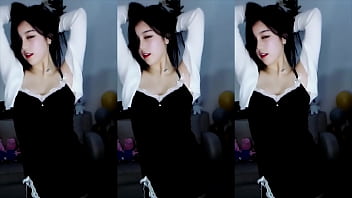 Cô Gái Trung Hoa Uốn éo Quyến Rũ