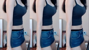 Cô Nàng Trung Quốc Uốn éo Thân Hình Nóng Bỏng Mời Gọi Anh địt Nhau Thâu đêm