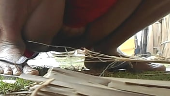Basah Dan Berbulu, Menggoda Dengan Cairan Panas