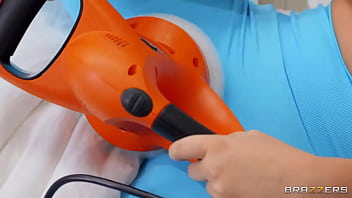 Muff N Buff Dari Brazzers, Unduh Video Panas Penuh Aksi Di Zzfull.com/buff
