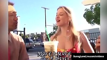 Malam Panas, Bintang Bokil Blonde Sunny Lane Menggoda Dan Menghisap Kontol Gede Pria Asia!