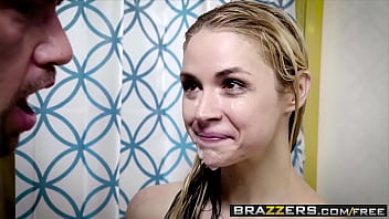 Gairah Membara Di Ranjang: Sarah Vandella Dan Johnny Castle Dalam Adegan Panas Yang Tak Terlupakan
