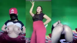 Adikku Anty Telanjang Bulat, Menggoyangkan Pantatnya Yang Menggoda Sambil Melepas Celana Dalam