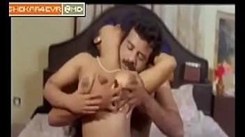 Gadis Desi Menggoda Dengan Nafsu Yang Membara