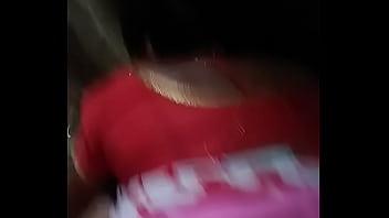 Bibi Tua Matang Ngentot Anjing Dengan Suara Hindi Yang Menggairahkan