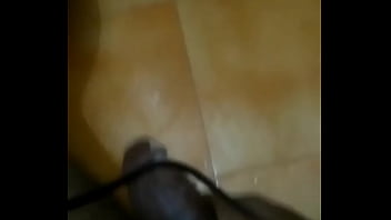 Pria India Dengan Alat Kelamin Besar