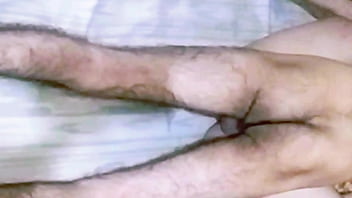 Bhabhi Desi Menggila Diterabas Dever, Adik Tiri Merintih Kesakitan Saat Anal Pertama Kali