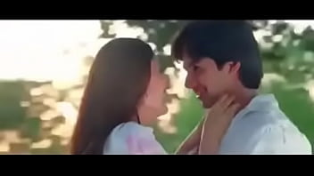 Gadis India Yang Menggoda Dan Penuh Gairah