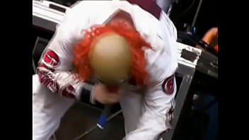 Slipknot Mengguncang Panggung Dengan Brutal Dan Liar Di Penampilan Live 1999