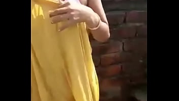Video Mandi Desi Bhabhi Yang Menggoda