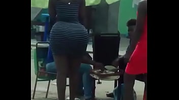 Pantat Terbesar Di Nigeria