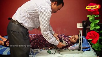 Dokter Perut Menggairahkan Untuk Istri India Yang Haus Rayuan
