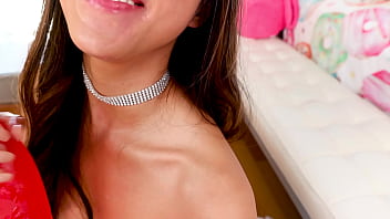 Alexia Anders Menelan Sperma Sampai Habis, Dihardfuck Tenggorokan Dalam Pov Dengan Kontol Raksasa