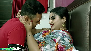 Pemuda India Beruntung Bercinta Dengan Istri Baru Yang Cantik Dan Menggoda