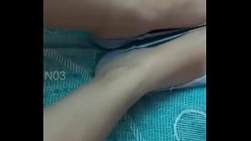 Aku Menggila Pada Ibu Tiriku Saat Pijat – Percakpan Panas Amatir Rusia