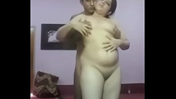 Pasangan Desi Bercinta Di Kamar Ranjang