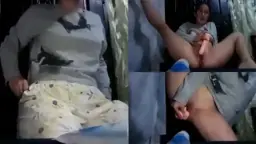 Gadis Muda Menggoda Mainkan Mainan Seks Di Kamar