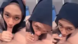 Hijab Nakal Mengisap Kontol Besar