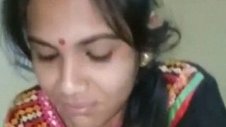 Video Panas Istri India Yang Cantik Sedang Menghisap Penis