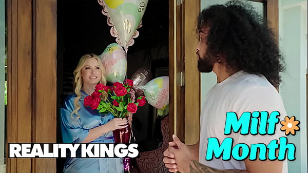 Jenna Starr Yang Bergairah Merayakan Hari Ibu Dengan James Yang Siap Memuaskan Dahaga Nafsu – Reality Kings