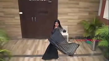 Video Panas Desi Yang Menggoda