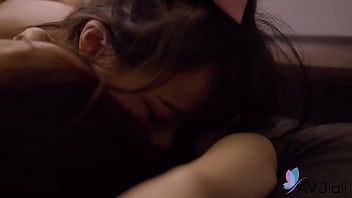 Yuli Yang Imut Itu Sedang Bercinta Dengan Pacarnya Di Rumah.