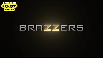Dipijat Dan Dihardcore Abis, Abigaiil Morris Di Brazzers!