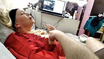 Panduan Lengkap Untuk Menikmati Payudara Besar Ibunda