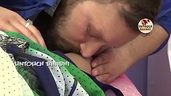 अकेली भाभी और देवर का गर्मजोशी भरा रोमांटिक मिलन