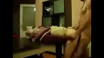 Gadis India Yang Menggoda