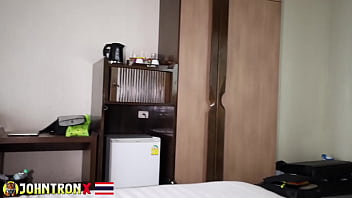 Johntronx – Pov Cowok Thailand Muda Ramping Ngentot Dan Ngocok Kontolku