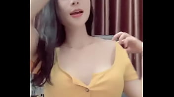 Bigo Live Phát Sóng Trực Tiếp Vú Trần Căng Tròn Hấp Dẫn