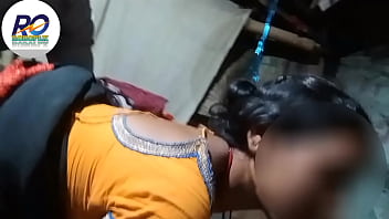 Desi Bhabhi Ko Ghodi Bana Ke Devar Ne Saree Utha Kar Zor Zor Se Choda, Garam Hindi Audio