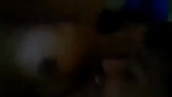 Gadis India Yang Menggoda Dengan Lekuk Tubuh Yang Memikat