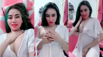 Intip Keponakan, Mei Yien Live Bikin Napsu Bergelora