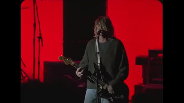 Rambut Terpotong Dan Nafsu Menggelegar: Penampilan Nirvana Yang Liar Dan Penuh Gairah Di Tahun 1991