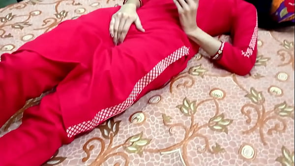 Gadis Langsing Digoyang Penyewa, Film Panas Hindi Dengan Adegan Ranjang Seru