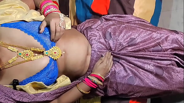 Bhabhi Baru, Malam Tahun Baru, Video Pertama Panas, Gaad Ki Choda Desi India Dengan Audio Hindi Terbaik