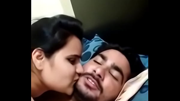 Video Mesra Pasangan Desi Tersebar, Aduhai Panasnya!