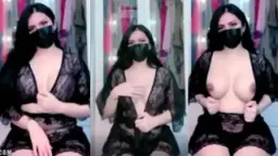 Alondra Cantik Dengan Tetek Montok Bergoyang Dalam Lingerie Menggoda