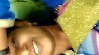 Gadis Desa Lugu Berakhir Dengan Pancaran Di Kemaluan