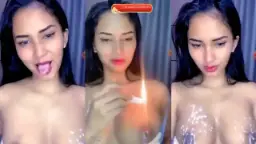 Gula Coklat Basah Oleh Tetesan Lilin Panas