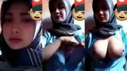 Tante Berjilbab Tobrut Yang Menggoda Dan Liar