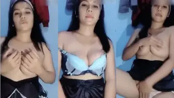 Tante Ria Live: Aksi Barbar Dan Ganas Yang Menggoda